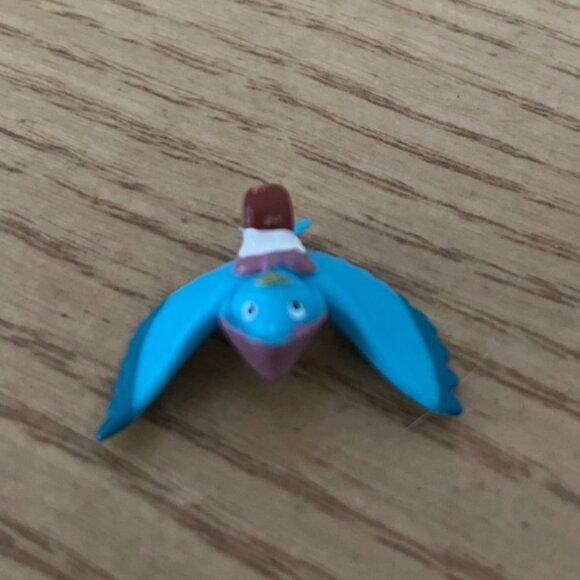 Vtg Polly Pocket Miniature Accessory Set Hangers Gifts Tennis Racket and More - Picture 6 of 8